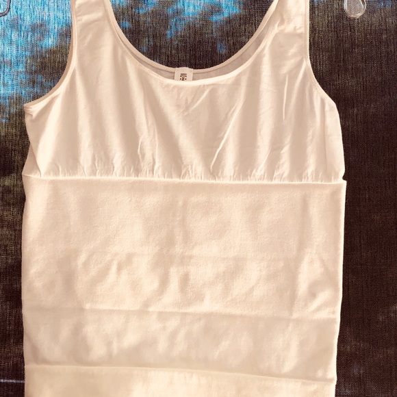 2 wolford tops black and white - Picture 4 of 4